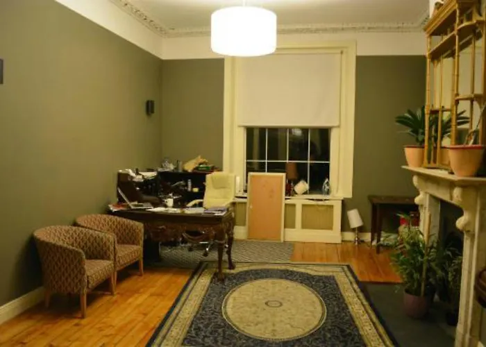 ゲストハウス Adelphi