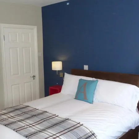 בית הארחה Adelphi