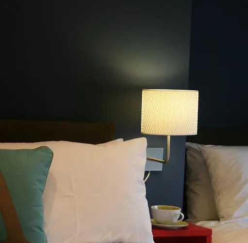 Adelphi 2* דבלין